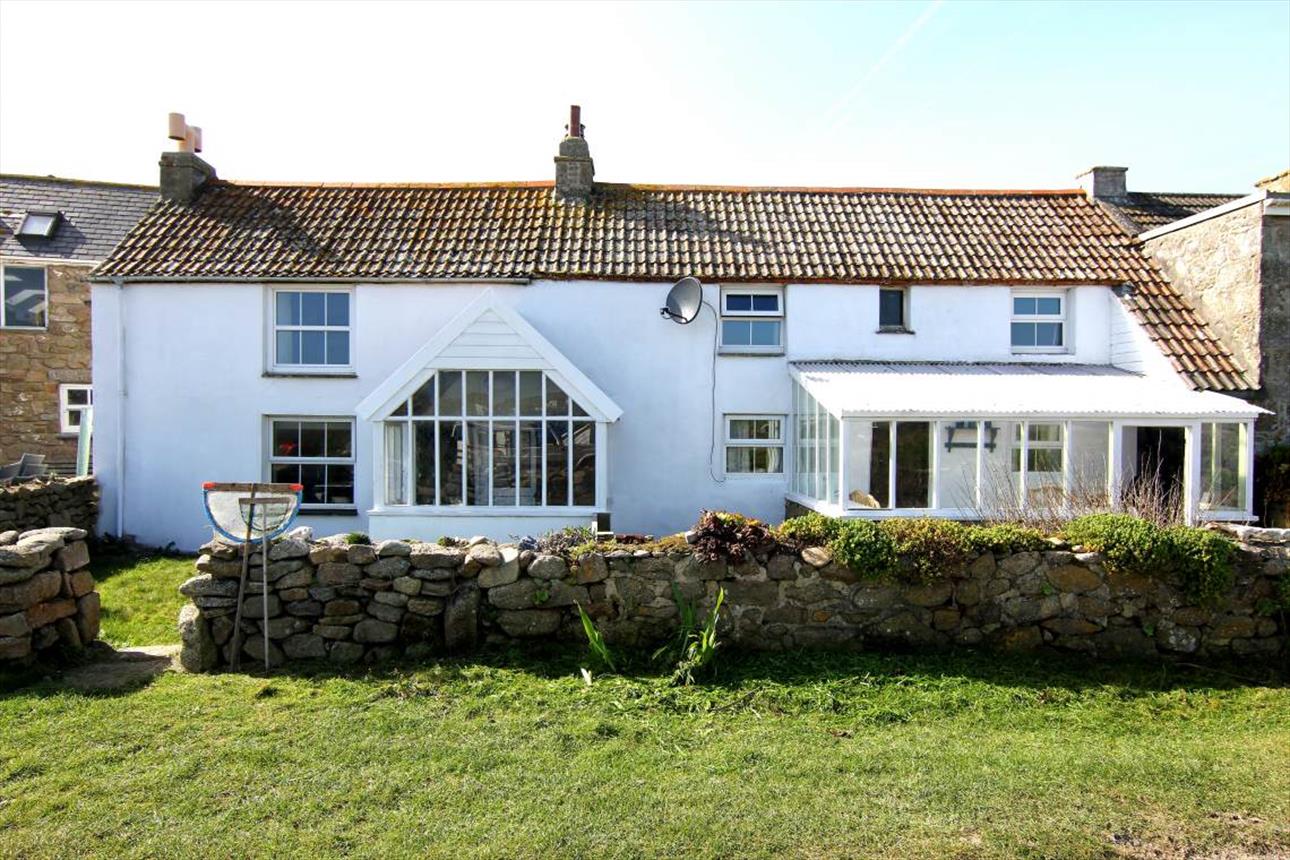 Castle View Cottage Self Catering In Bryher Bryher Visit